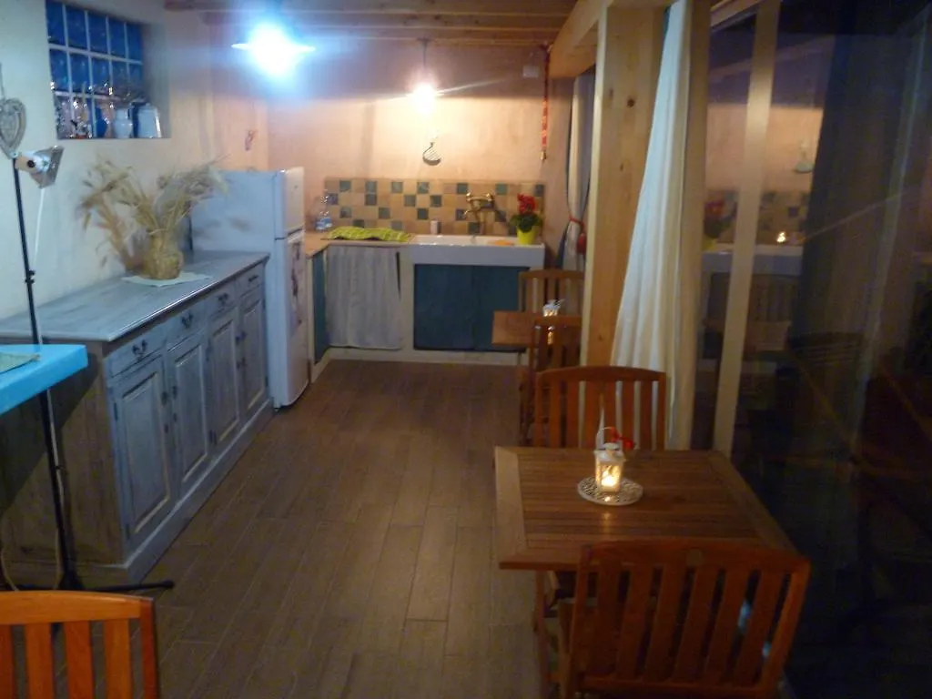Torremana Bed and Breakfast Càbras 0*,  Italië